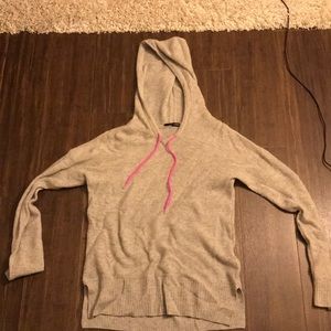 Aqua sweatshirt. 100% cashmere.